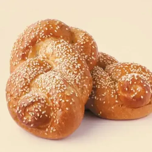 לחמניה-קלועה-(חלה)-1920w